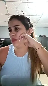 Latina sexy1 online show from February 3, 2025, 4:14 am