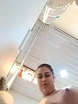 Latina sexy1 online show from March 31, 2026, 5:46 pm