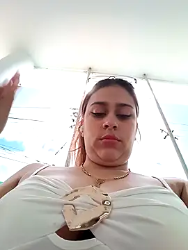 Latina sexy1 online show from April 1, 2026, 3:09 pm