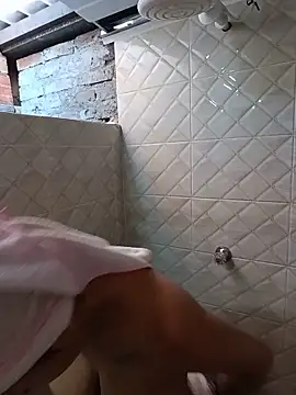 Latina sexy1 online show from June 1, 2026, 12:40 pm