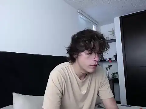 Santiago kiler online show from December 11, 2024, 1:49 pm