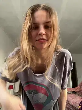 Snapshot of LeyaJohnson chatting on March 21, 2025, 1:23 pm LeyaJohnson online show from March 21, 2025, 1:23 pm