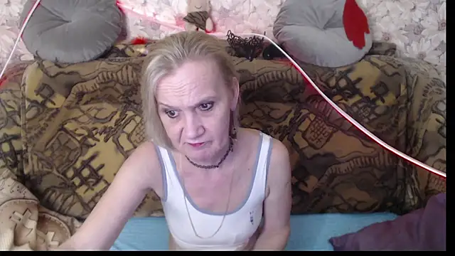 MissBekker online show from December 17, 2024, 3:06 am