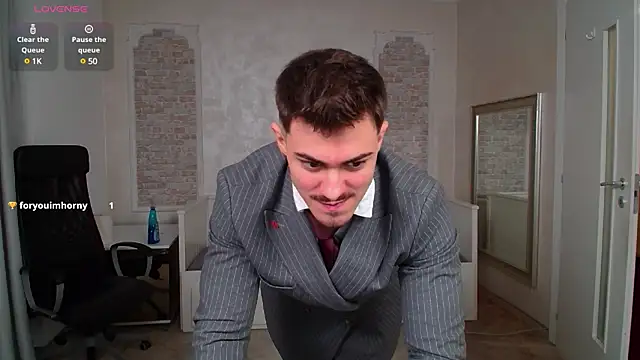 Snapshot of WilsonJules chatting on January 26, 2025, 7:31 pm WilsonJules online show from January 26, 2025, 7:31 pm