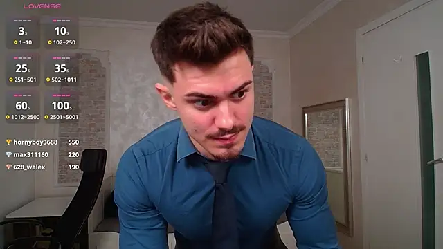 Snapshot of WilsonJules chatting on February 5, 2025, 9:40 pm WilsonJules online show from February 5, 2025, 9:40 pm