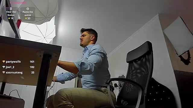 Snapshot of WilsonJules chatting on February 24, 2025, 5:53 pm WilsonJules online show from February 24, 2025, 5:53 pm