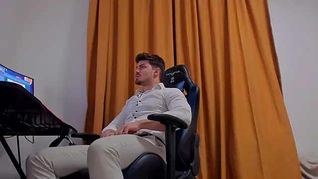 Snapshot of WilsonJules chatting on March 21, 2025, 4:29 pm WilsonJules online show from March 21, 2025, 4:29 pm