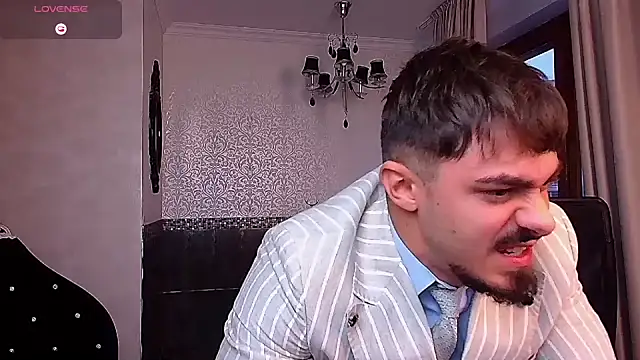 Snapshot of WilsonJules chatting on September 27, 2025, 4:28 am WilsonJules online show from September 27, 2025, 4:28 am