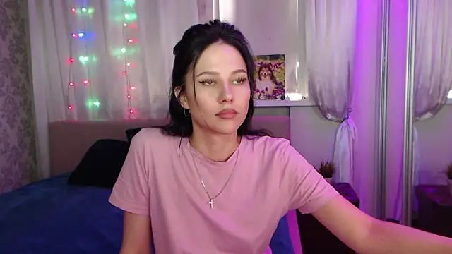 Snapshot of Zlata888 chatting on September 24, 2025, 10:51 am Zlata888 online show from September 24, 2025, 10:51 am