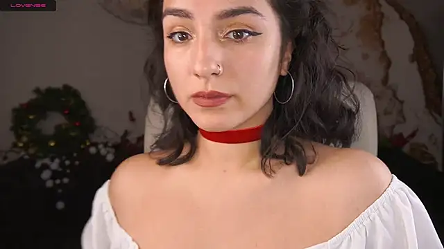 Snapshot of Daphne_Moss chatting on December 27, 2024, 9:00 pm Daphne Moss online show from December 27, 2024, 9:00 pm