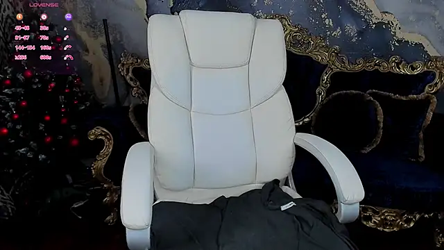 Snapshot of Daphne_Moss chatting on January 15, 2025, 3:54 am Daphne Moss online show from January 15, 2025, 3:54 am