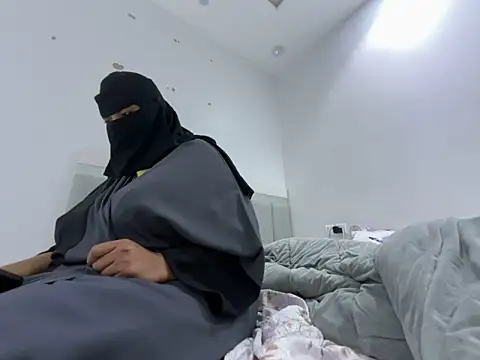 Snapshot of Submissive_Arab chatting on January 12, 2025, 1:48 pm Submissive Arab online show from January 12, 2025, 1:48 pm