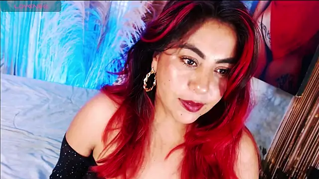 Snapshot of gatuwildhott chatting on April 9, 2026, 9:42 pm gatuwildhott online show from April 9, 2026, 9:42 pm