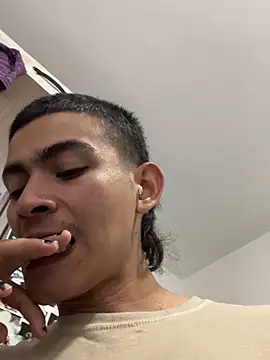 Snapshot of sorry-mom69 chatting on November 9, 2025, 12:53 am sorry-mom69 online show from November 9, 2025, 12:53 am