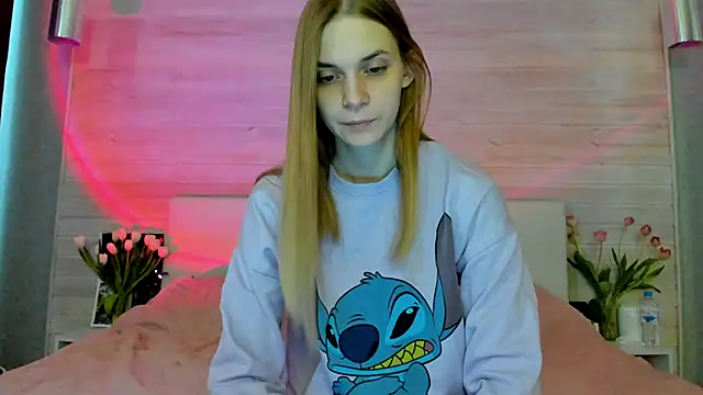 molly hunt  online show from March 11, 2026, 3:34 am