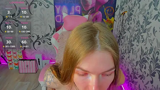 Snapshot of ArielSpell chatting on March 1, 2025, 10:10 pm ArielSpell online show from March 1, 2025, 10:10 pm