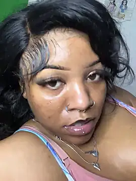 Snapshot of Kayyummy98 chatting on February 6, 2025, 10:37 am Kayyummy98 online show from February 6, 2025, 10:37 am