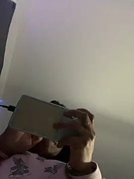 Snapshot of Kayyummy98 chatting on February 9, 2025, 1:44 am Kayyummy98 online show from February 9, 2025, 1:44 am