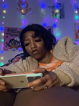 Snapshot of Kayyummy98 chatting on February 17, 2025, 12:16 pm Kayyummy98 online show from February 17, 2025, 12:16 pm