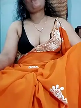 Snapshot of Daneldayna chatting on February 10, 2026, 1:43 am Daneldayna online show from February 10, 2026, 1:43 am