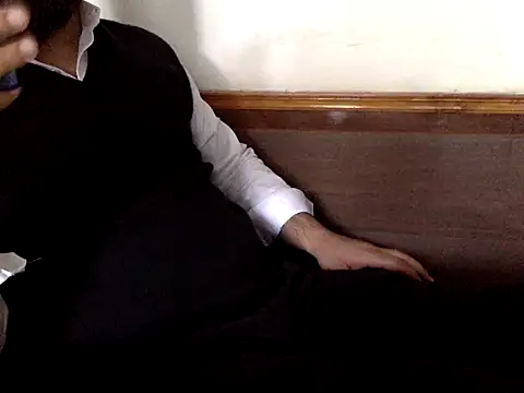 Snapshot of huny0019 chatting on February 24, 2026, 10:24 am huny0019 online show from February 24, 2026, 10:24 am