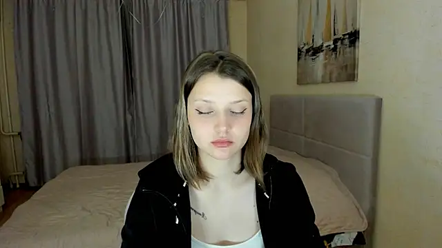 Snapshot of SoniNesti chatting on October 27, 2025, 4:55 pm SoniNesti online show from October 27, 2025, 4:55 pm