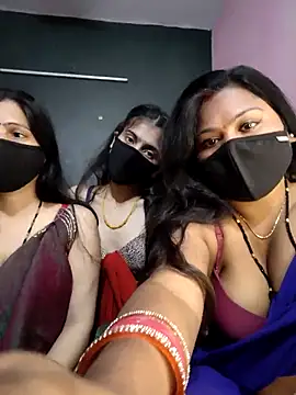 cutee  crazy online show from February 25, 2026, 1:54 pm