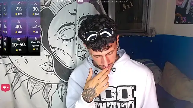 Snapshot of Apolo_S chatting on December 27, 2024, 8:13 am Apolo S online show from December 27, 2024, 8:13 am