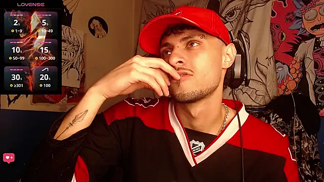 Snapshot of Apolo_S chatting on November 28, 2025, 4:26 am Apolo S online show from November 28, 2025, 4:26 am