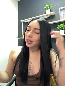 isabella jade online show from December 20, 2025, 11:56 pm