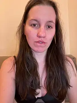 Snapshot of Nicole-Ray chatting on January 3, 2025, 9:47 pm Nicole-Ray online show from January 3, 2025, 9:47 pm