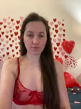 Nicole-Ray online show from February 10, 2026, 8:35 pm