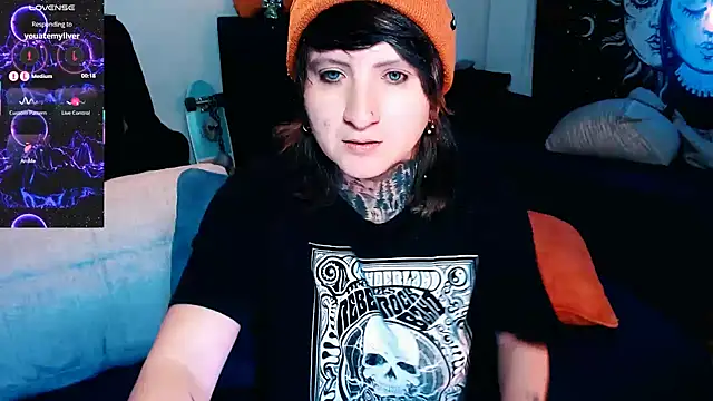 Marieblueeyes online show from September 10, 2025, 2:44 am