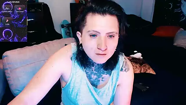 Marieblueeyes online show from September 27, 2025, 10:15 pm