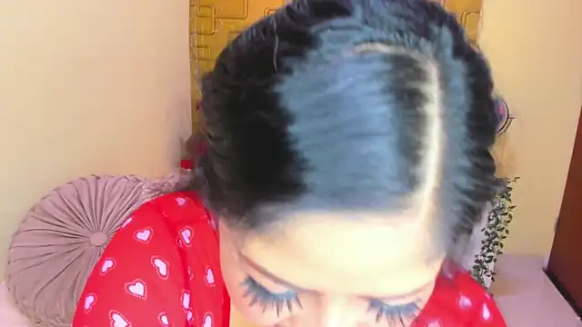 Julia Haye online show from April 10, 2026, 4:50 am