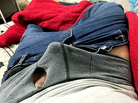 elvis0966 online show from December 5, 2025, 1:09 pm