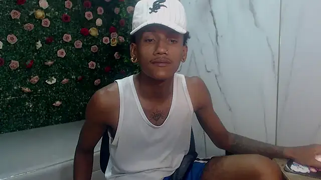 Snapshot of ManSant chatting on May 26, 2026, 3:08 pm ManSant online show from May 26, 2026, 3:08 pm