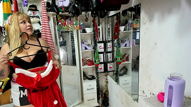 allsson queen online show from November 13, 2025, 12:42 am