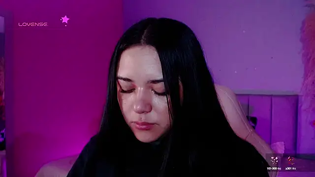 Snapshot of kim_blake chatting on December 9, 2024, 1:02 pm kim blake online show from December 9, 2024, 1:02 pm