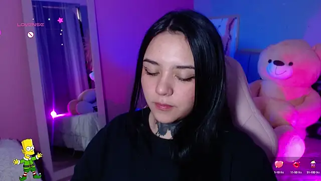 Snapshot of kim_blake chatting on December 23, 2024, 4:39 pm kim blake online show from December 23, 2024, 4:39 pm