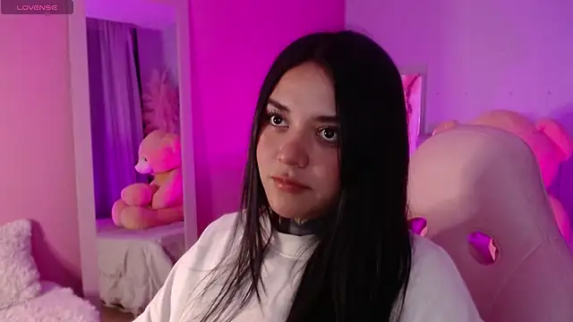 Snapshot of kim_blake chatting on January 4, 2025, 12:27 am kim blake online show from January 4, 2025, 12:27 am