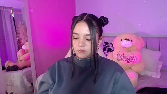 Snapshot of kim_blake chatting on January 10, 2025, 5:13 pm kim blake online show from January 10, 2025, 5:13 pm