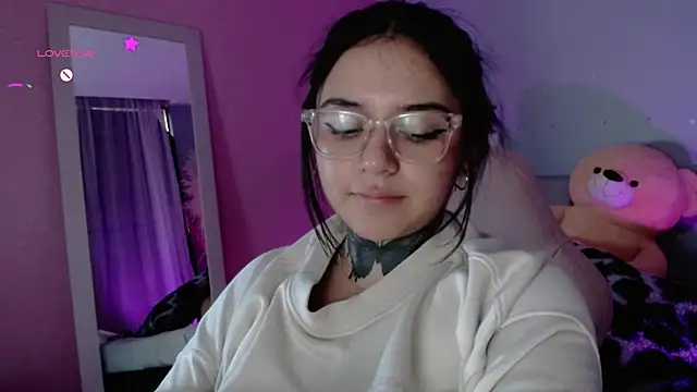 Snapshot of kim_blake chatting on January 16, 2025, 7:41 pm kim blake online show from January 16, 2025, 7:41 pm