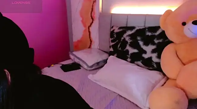 Snapshot of kim_blake chatting on March 20, 2025, 1:15 pm kim blake online show from March 20, 2025, 1:15 pm