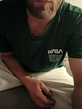 Snapshot of geilehure26 chatting on November 16, 2025, 8:58 pm geilehure26 online show from November 16, 2025, 8:58 pm