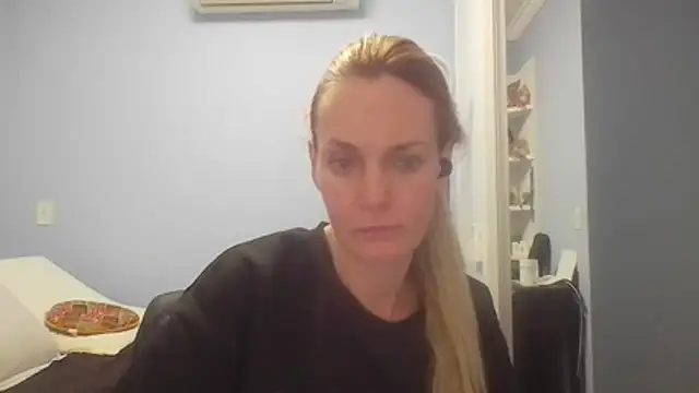 Annylove1 online show from July 19, 2026, 12:25 am