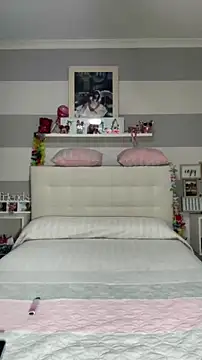 Snapshot of KalaBeckett_ chatting on April 28, 2026, 5:12 am KalaBeckett online show from April 28, 2026, 5:12 am