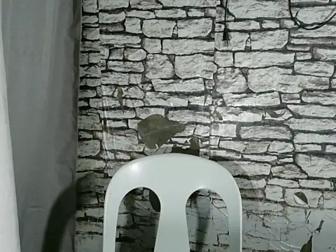 Snapshot of xlovercum chatting on February 25, 2026, 5:22 pm xlovercum online show from February 25, 2026, 5:22 pm