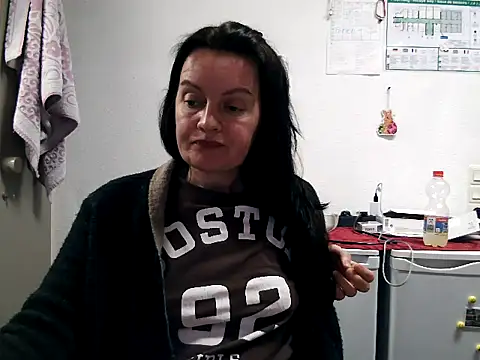 LoveNBloom online show from March 15, 2026, 7:09 pm