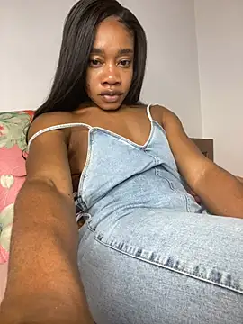 Snapshot of _yisela_ chatting on July 9, 2026, 1:42 am yisela online show from July 9, 2026, 1:42 am